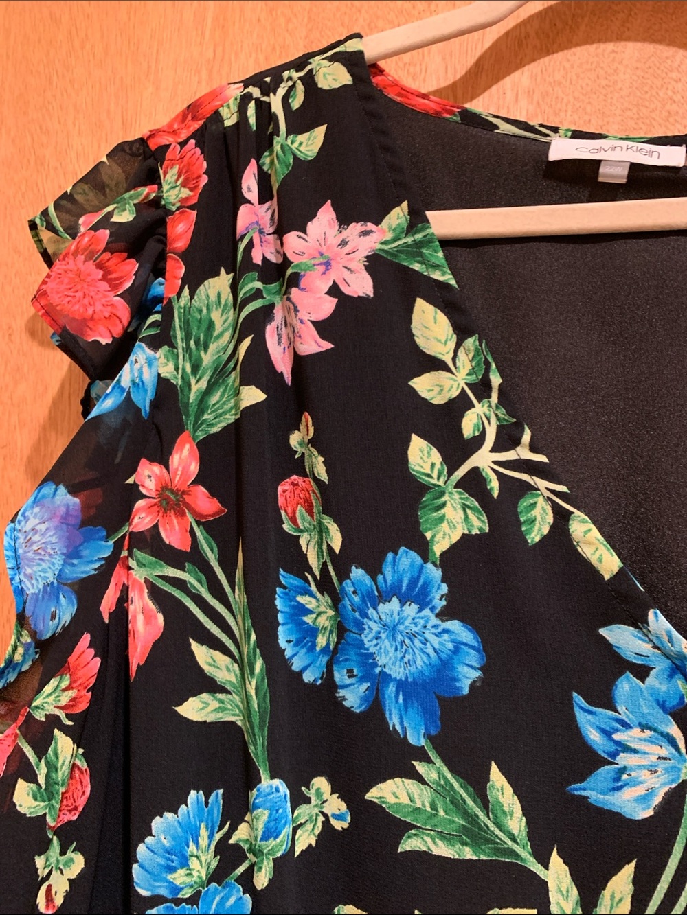Calvin Klein Black Floral dress size 22. - Picture 8 of 9